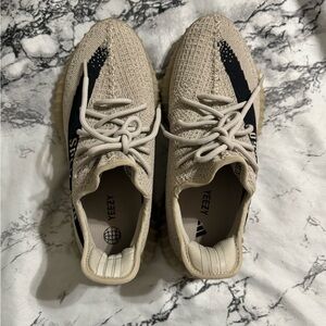Yeezy boost 350 V2 slate Men’s 9 women’s 10.5